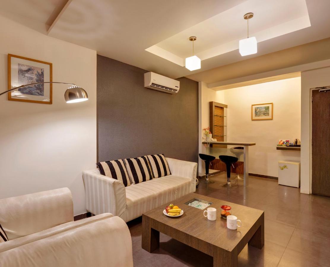 Regenta Place Raysons Kolhapur Εξωτερικό φωτογραφία