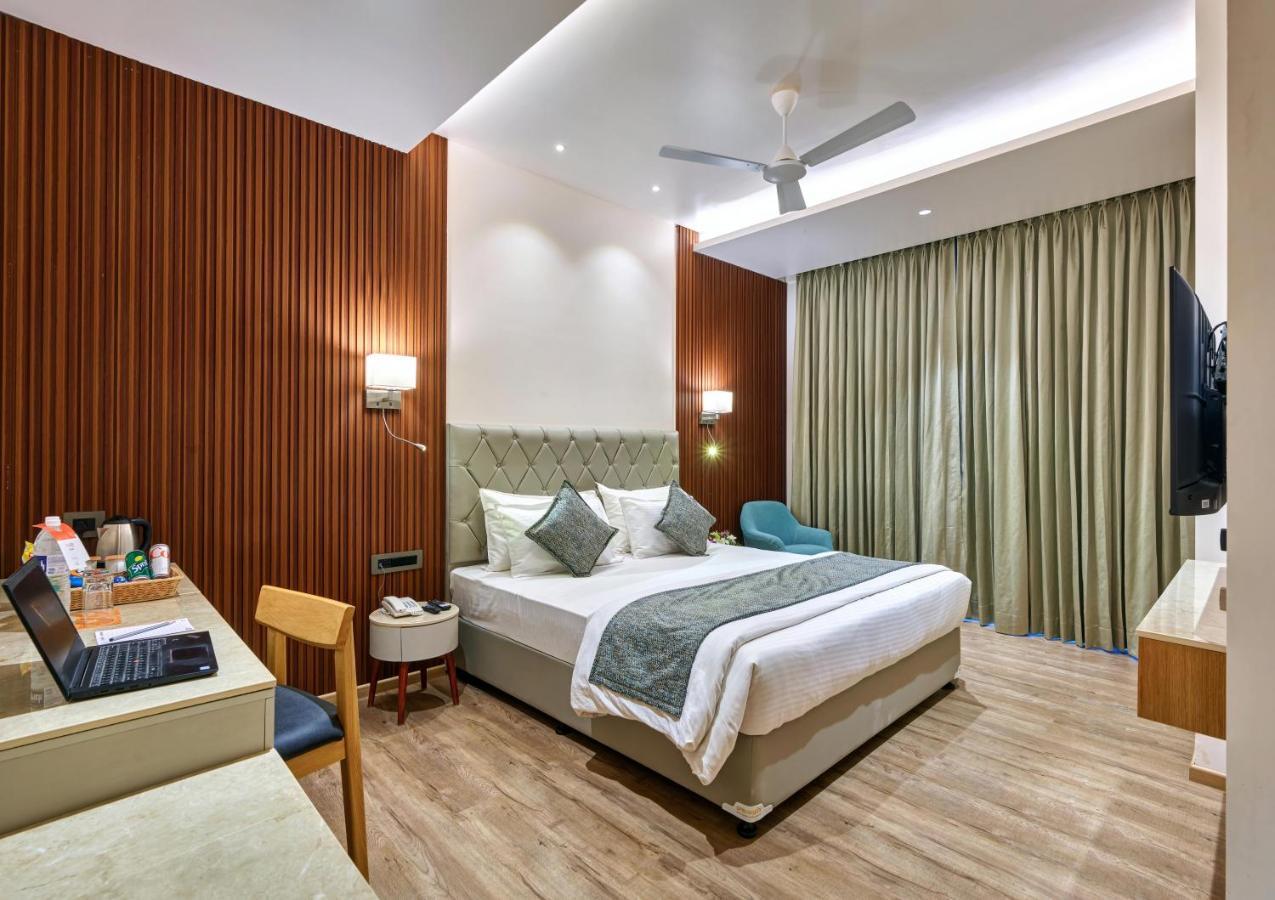Regenta Place Raysons Kolhapur Εξωτερικό φωτογραφία
