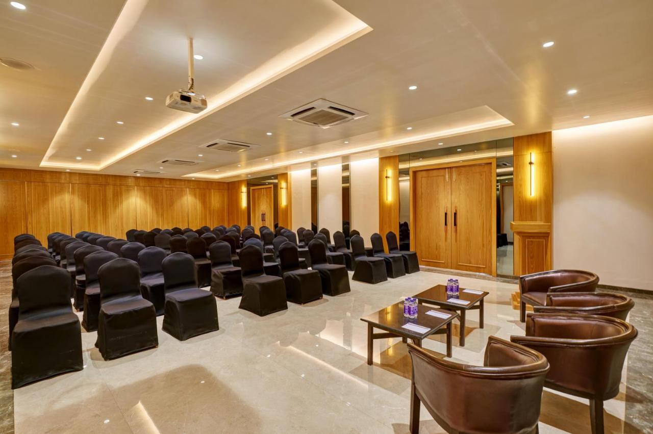Regenta Place Raysons Kolhapur Εξωτερικό φωτογραφία